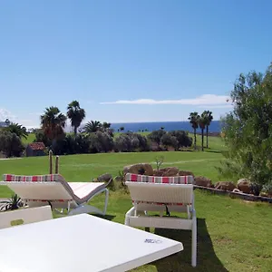 amarilla-golf-villas.adeje-hotels.com/